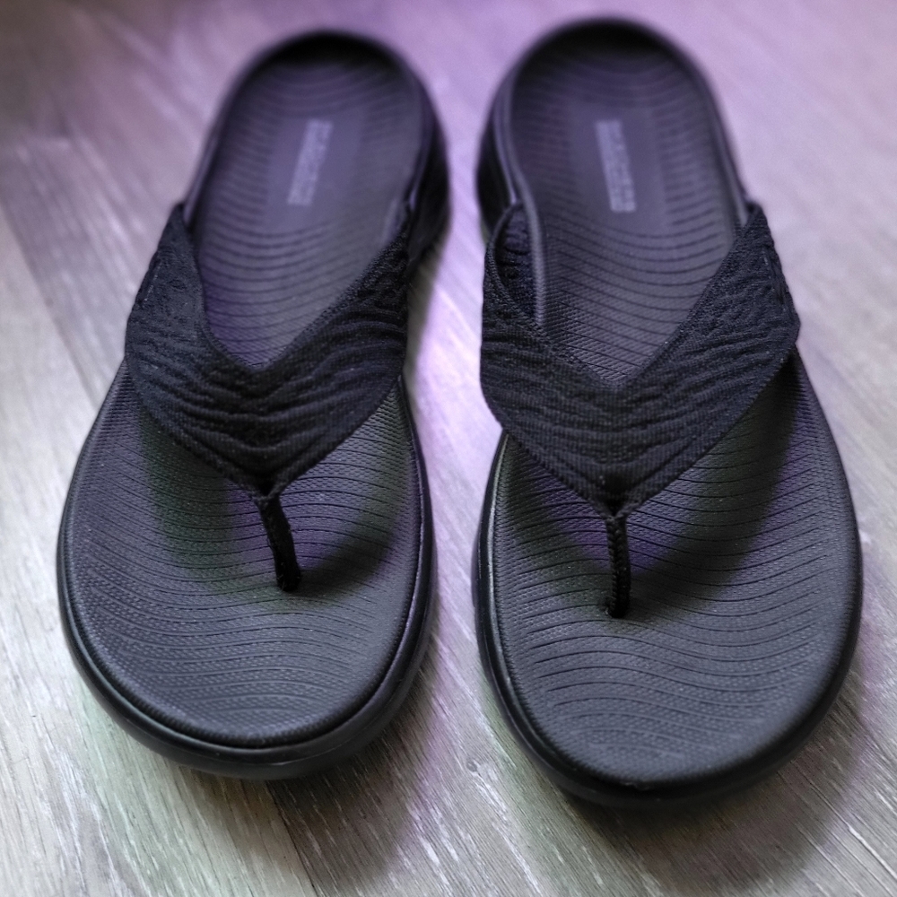 Sketches GOGA Flip-Flop